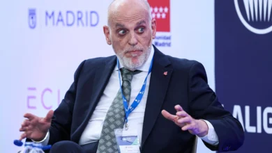 تيباس يرد بقوة على إنفانتينو: "مثير للشفقة" - لماذا الآن؟