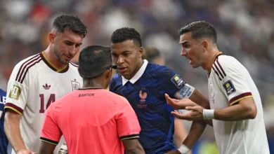 حكم مباراة فرنسا وإسبانيا يرد على تصريحات ديشامب