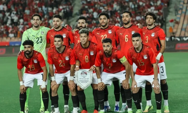 حكم مباراة مصر والأرجنتين يتخذ قراراً غير متوقع بعد هجوم من الجانب المصري 1 حكم مباراة مصر والأرجنتين يتخذ قراراً غير متوقع بعد هجوم من الجانب المصري