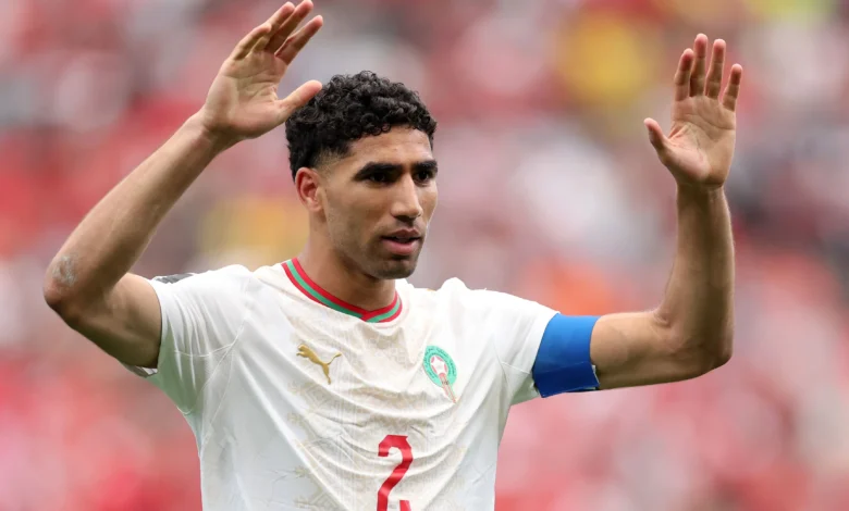 حكيمي يتألق ضد كندا بأسلوب مونديال 2022