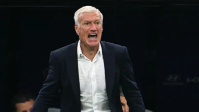 ديشامب ينتقد الحكم بعد الخسارة: هل هو مؤهل لإدارة نصف نهائي المونديال؟