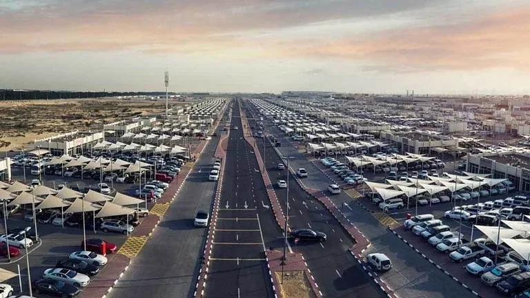 رابطة التجار تؤكد: أسعار السيارات المستوردة لن تنخفض 15% رغم تراجع الدولار