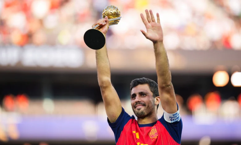 رودري في انتظار عرض ريال مدريد