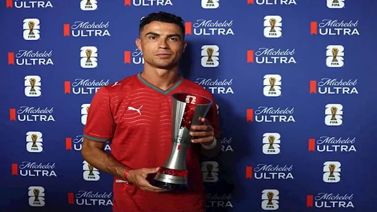 رونالدو يتوج بجائزة أفضل لاعب في مباراة البرتغال وكرواتيا