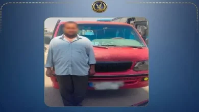 سقوط سائق ميكروباص أثناء اختصاره الطريق فوق الرصيف بعد انتشار فيديو التجمع 3 سقوط سائق ميكروباص أثناء اختصاره الطريق فوق الرصيف بعد انتشار فيديو التجمع