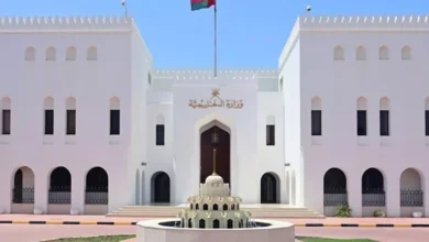 سلطنة عُمان تدعو لحماية حرية الملاحة في البحر الأحمر وتجنب التصعيد