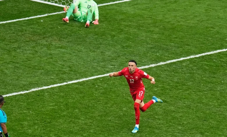 سويسرا تتغلب على كولومبيا وتكتمل قائمة المتأهلين لربع نهائي كأس العالم 1 سويسرا تتغلب على كولومبيا وتكتمل قائمة المتأهلين لربع نهائي كأس العالم