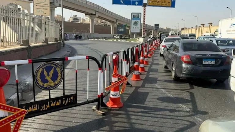 سيولة مرورية في القاهرة الكبرى مع كثافات محدودة في الهرم وفيصل وانتشار مكثف للخدمات الأمنية