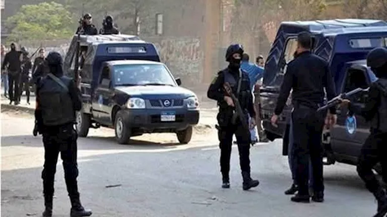 ضبط 14 مليون جنيه من العملات الأجنبية و12 طن من الدقيق خلال 24 ساعة في العراق