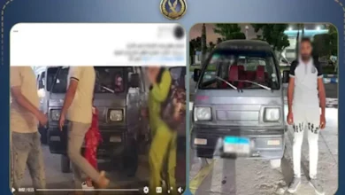 ضبط سائق "فان" في الإسكندرية بعد تصويره وهو يحمل الركاب وسط الطريق