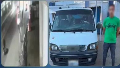 ضبط سائق ميكروباص متسبب في وفاة سيدة بدمياط بعد تداول فيديو للحادث 3 ضبط سائق ميكروباص متسبب في وفاة سيدة بدمياط بعد تداول فيديو للحادث
