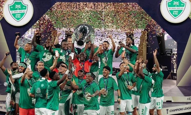 طاقم تحكيم عربي يقود مباراة الأهلي السعودي وأوكلاند في كأس "الإنتركونتيننتال"