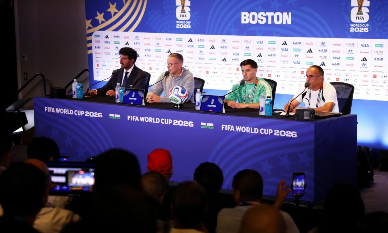 عراك "مدرسي" يهدد مؤتمر منتخب المغرب: فيديو يكشف التفاصيل