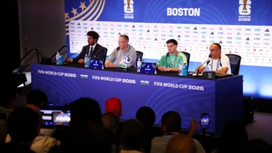 عراك "مدرسي" يهدد مؤتمر منتخب المغرب - فيديو