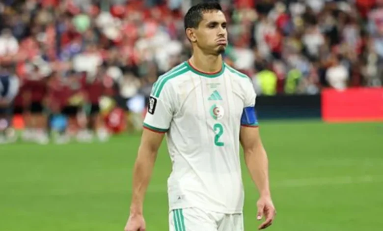 عيسى ماندي يعلن عن اعتزاله اللعب الدولي مع المنتخب الجزائري
