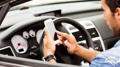 غرامة 900 ريال لمخالفة استخدام الهاتف المحمول أثناء القيادة