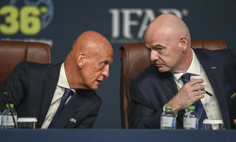 فضائح التحكيم في مونديال 2026 تتكشف.. "إيفاب" يعترف بخطأ جديد في قرار لصالح الأرجنتين