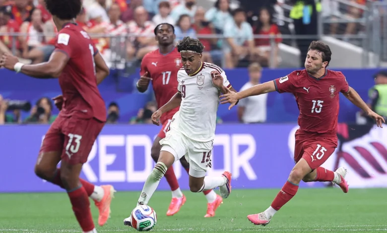 فيديو: "تلاقي الأجيال.. لقطة يامال ورونالدو تثير حديث العالم" 1 فيديو: "تلاقي الأجيال.. لقطة يامال ورونالدو تثير حديث العالم"