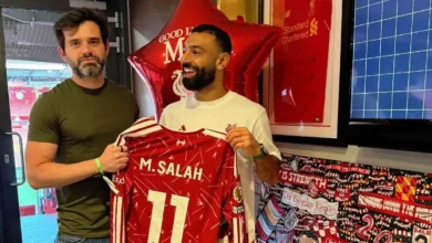 "قرار مفاجئ.. وكيل محمد صلاح يعلن حسم صفقة انتقال 'مو' إلى بشكتاش"