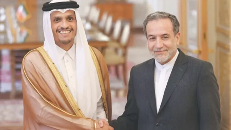 قطر تؤكد لإيران رفضها استهداف السفن في "هرمز" وتدعو لتطبيق الاتفاقية 1 قطر تؤكد لإيران رفضها استهداف السفن في "هرمز" وتدعو لتطبيق الاتفاقية