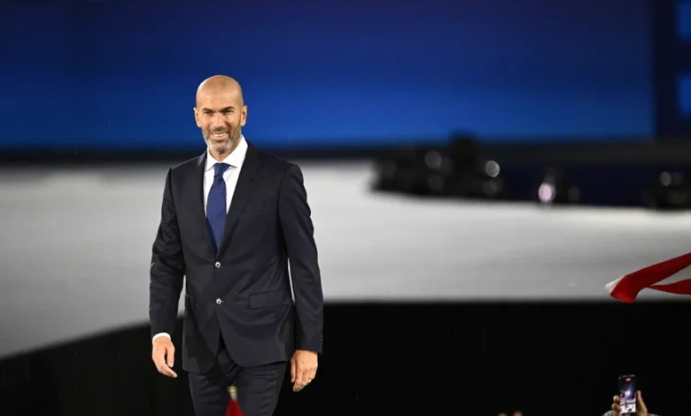 "ليكيب" تكشف عن موعد إعلان زين الدين زيدان مدرباً لمنتخب فرنسا