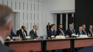 ماكرون: فرنسا تلتزم بدعم إعادة إعمار سوريا وتعزيز الشراكة الاقتصادية 3 ماكرون: فرنسا تلتزم بدعم إعادة إعمار سوريا وتعزيز الشراكة الاقتصادية