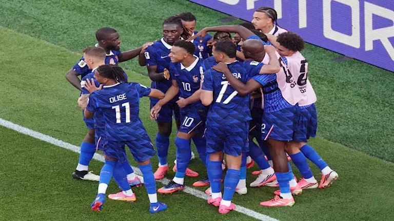 ماكرون يعلن دقيقة حداد قبل مباراة فرنسا وإسبانيا في كأس العالم 2026