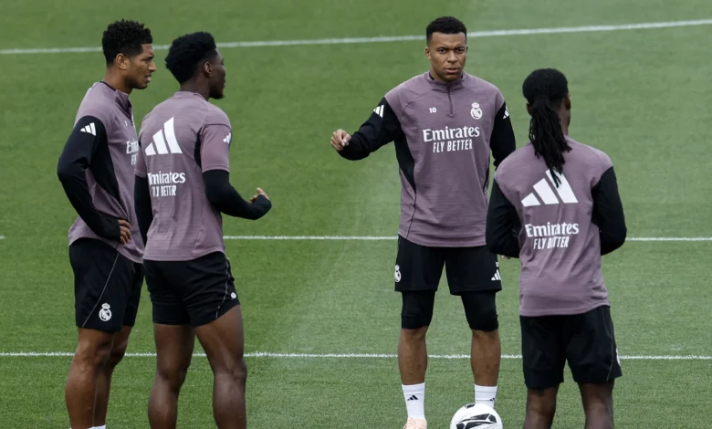 مانشستر يونايتد يواصل سعيه لإبرام صفقة معقدة من ريال مدريد 1 مانشستر يونايتد يواصل سعيه لإبرام صفقة معقدة من ريال مدريد