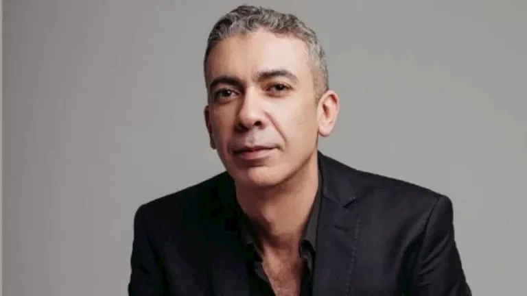 "محامي ضياء العوضي ينسحب من قضية وفاته بسبب تدخل زوجته في الإجراءات القانونية" 1 "محامي ضياء العوضي ينسحب من قضية وفاته بسبب تدخل زوجته في الإجراءات القانونية"
