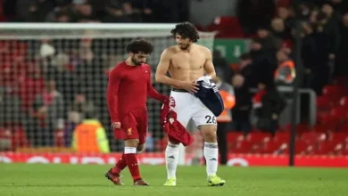 محمد صلاح يوجه رسالة مؤثرة إلى أحمد حجازي في وداعهما