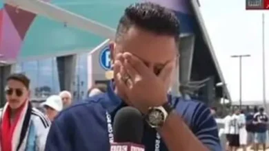 مراسل "بي بي سي" يبكي على الهواء بعد خروج مصر من كأس العالم 2026
