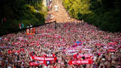 مقابلة مع الملك واستقبال مهيب لمنتخب النرويج واحتفالات الفايكينغ (فيديو) 9 مقابلة مع الملك واستقبال مهيب لمنتخب النرويج واحتفالات الفايكينغ (فيديو)