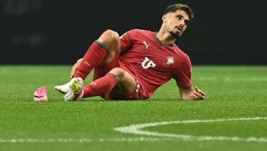 نجم البرتغال يخوض مواجهة إسبانيا بحذاء ممزق: السبب غير المتوقع وراء ذلك
