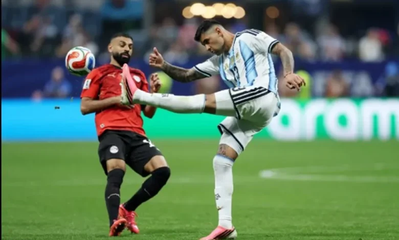 "نجم منتخب الأرجنتين يكشف مفاجأة حول هدفه في شباك مصر: 'المدرب سيقتلني!'"