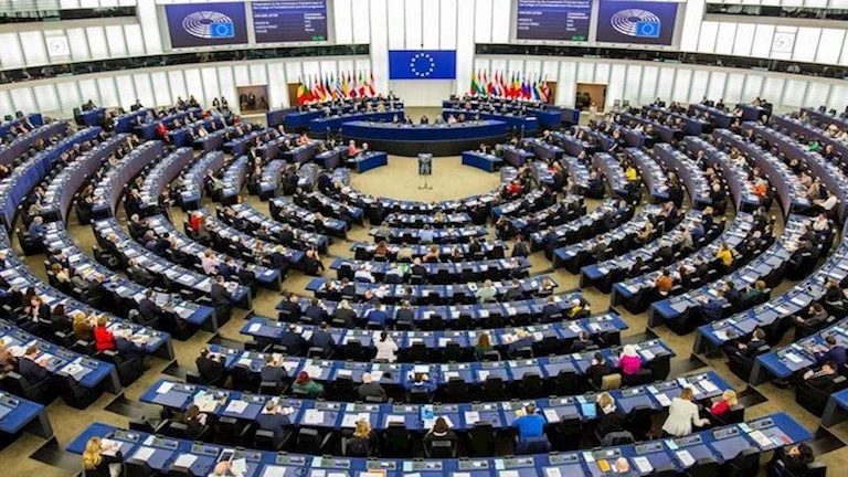 نواب أوروبيون يطالبون بتحقيق في قضايا رئيس فيفا "إنفانتينو" 1 نواب أوروبيون يطالبون بتحقيق في قضايا رئيس فيفا "إنفانتينو"