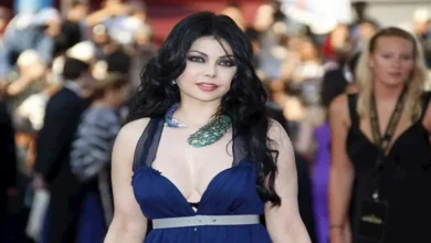 هيفاء وهبي تتألق في "جمبسوت" وردي قصير بأحدث ظهور لها