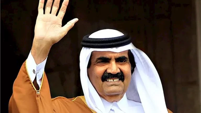وفاة الشيخ حمد بن خليفة آل ثاني والد أمير قطر عن 74 عاماً