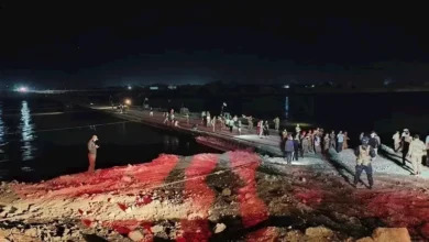 وفاة طفلين ونجاة 15 مدنيا في غرق عبارة قرب الجسر الحربي بسوريا