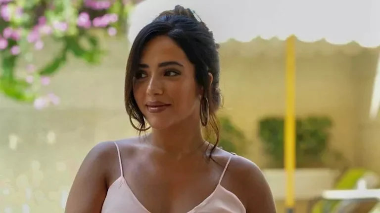 يارا السكري وميرهان حسين: 20 صورة صيفية للنجمات على البحر