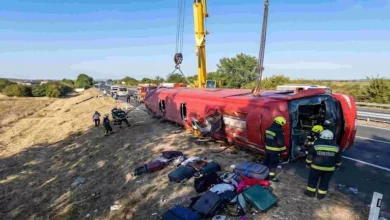 12 قتيلاً وعشرات المصابين في انقلاب حافلة بولندية على الطريق السريع بالمجر