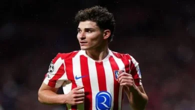 أتلتيكو مدريد يصدر بياناً رسمياً حول بيع ألفاريز: رسالة خاصة إلى برشلونة