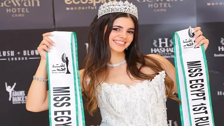 أجمل إطلالات لجين خليفة بعد ظهورها في كليب "لولا البنات"