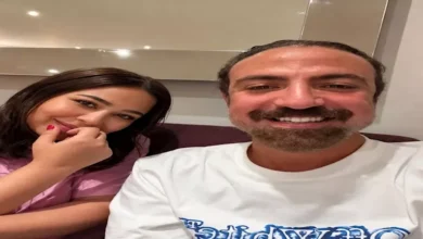 أحدث ظهور لشيرين عبدالوهاب مع طبيبها الخاص: صورة جديدة تثير الاهتمام