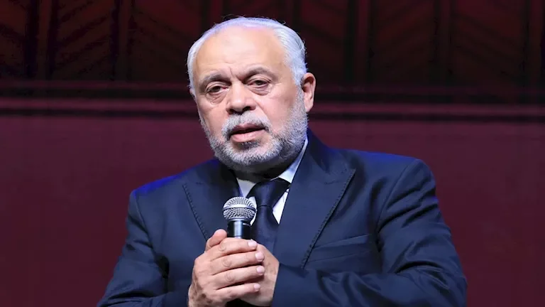أشرف زكي يتقدم ببلاغ للنائب العام ضد حساب على "إنستجرام" بتهمة التشهير بالفنانين