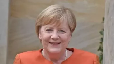 أنجيلا ميركل: حزب البديل يشهد انتشاراً واسعاً في جميع أنحاء ألمانيا 2 أنجيلا ميركل: حزب البديل يشهد انتشاراً واسعاً في جميع أنحاء ألمانيا