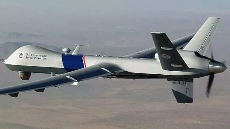 أوكرانيا تستهدف منصة التجارة الإلكترونية الكبرى في روسيا عبر المسيّرات 1 أوكرانيا تستهدف منصة التجارة الإلكترونية الكبرى في روسيا عبر المسيّرات