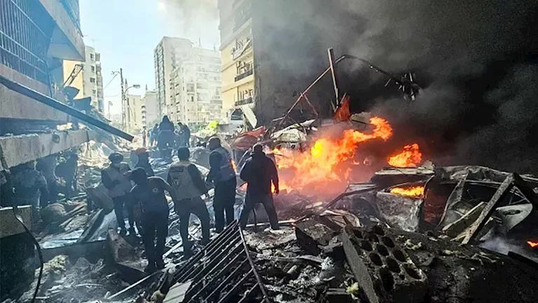 إسرائيل تخرق وقف إطلاق النار في لبنان و8 جرحى خلال مفاوضات روما
