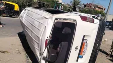 إصابة 5 أشخاص جراء انقلاب ميكروباص على الطريق الصحراوي في الصف 2 إصابة 5 أشخاص جراء انقلاب ميكروباص على الطريق الصحراوي في الصف