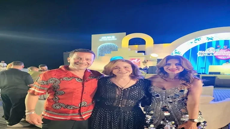 إطلالات جريئة للنجمات تسرق الأضواء في حفل MBC شاهد