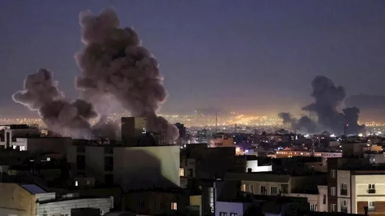 ارتفاع حصيلة قتلى الهجوم الأمريكي على جزيرة لارك الإيرانية إلى 3 أشخاص